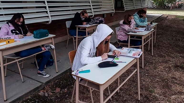 Cada provincia decidirá cómo y cuándo comenzarán las clases en 2021